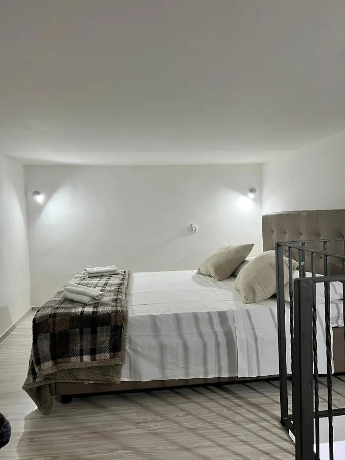 Age Chiaia Apartment Naples Italy